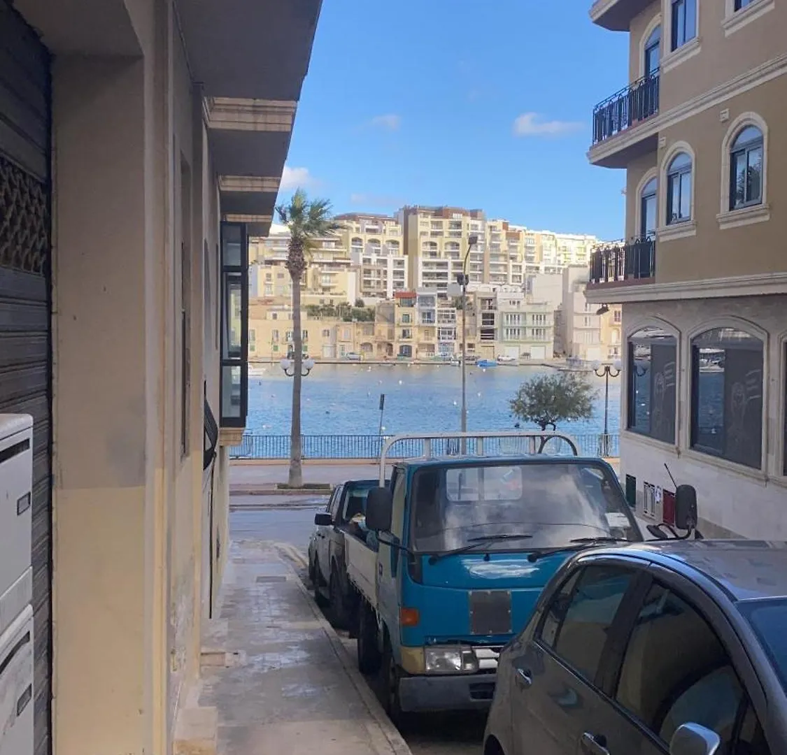 Akwador Dormitory Marsaskala Hostel